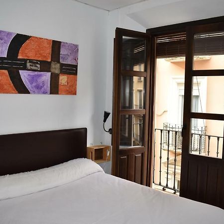 Pension Castil Гранада Экстерьер фото