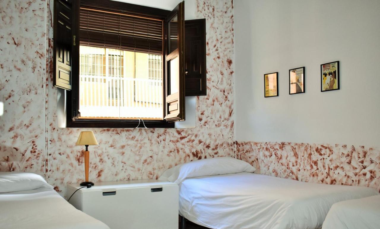 Pension Castil Гранада Экстерьер фото