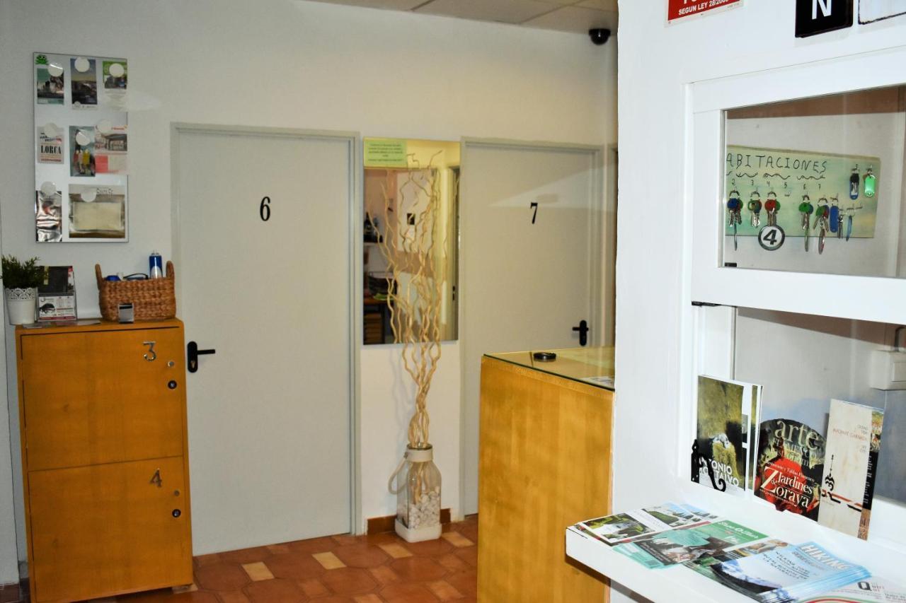 Pension Castil Гранада Экстерьер фото