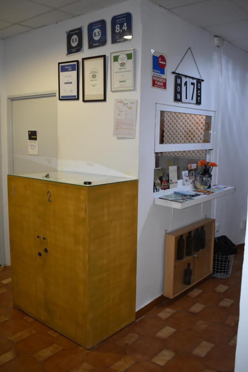 Pension Castil Гранада Экстерьер фото