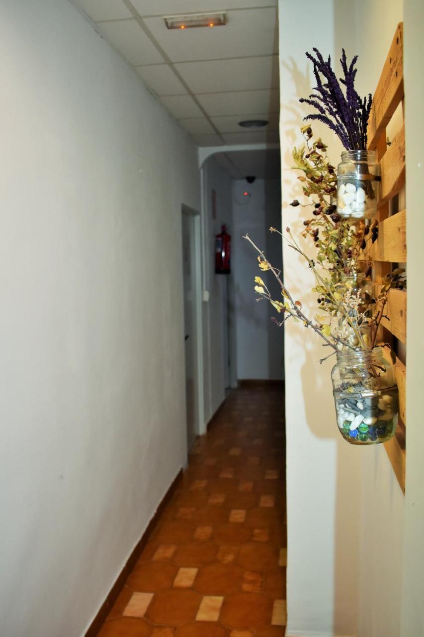 Pension Castil Гранада Экстерьер фото